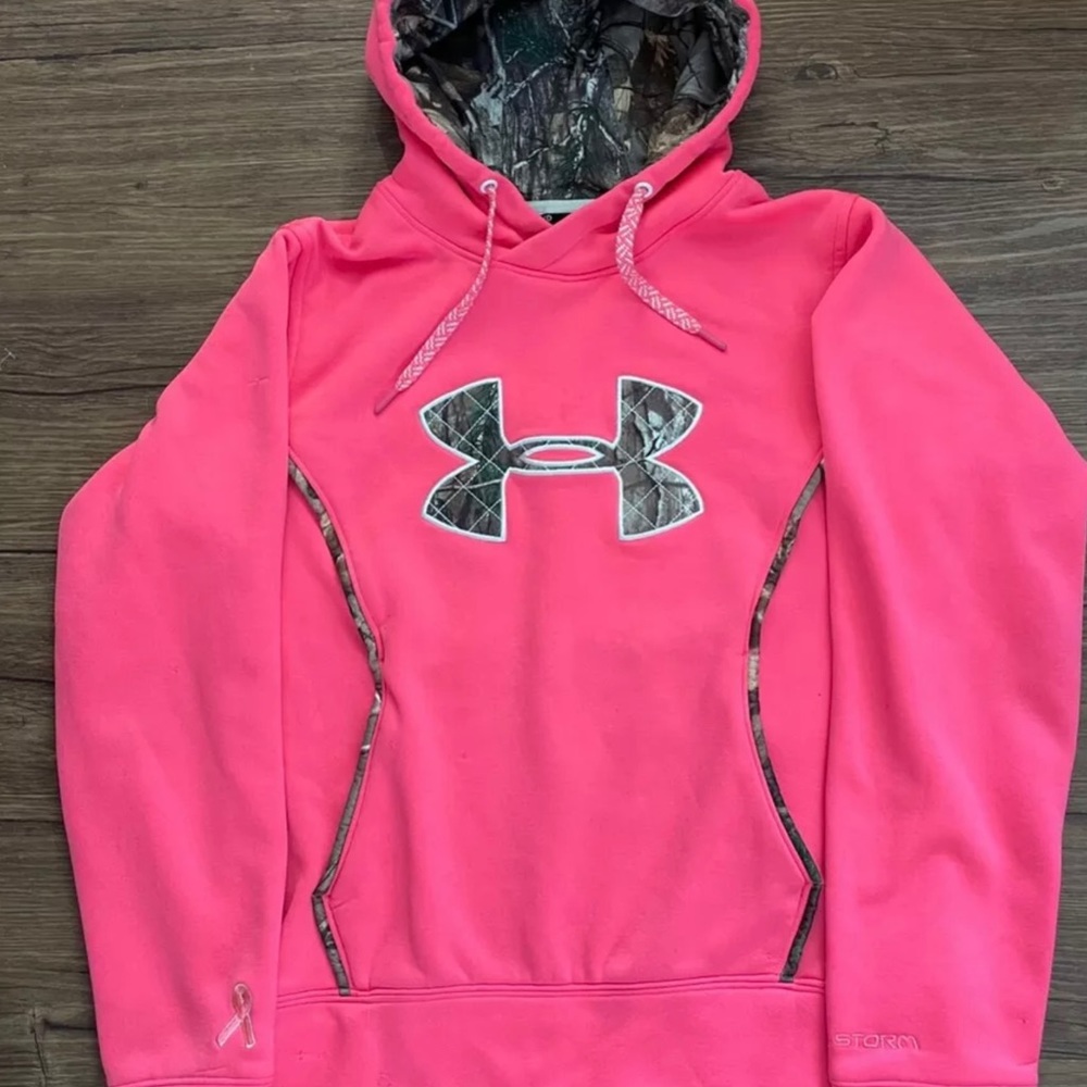 UNDER ARMOUR Pink Hoodie camo Womens Size Small